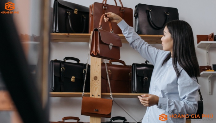 Chọn Túi Xách Phù Hợp Dáng Người